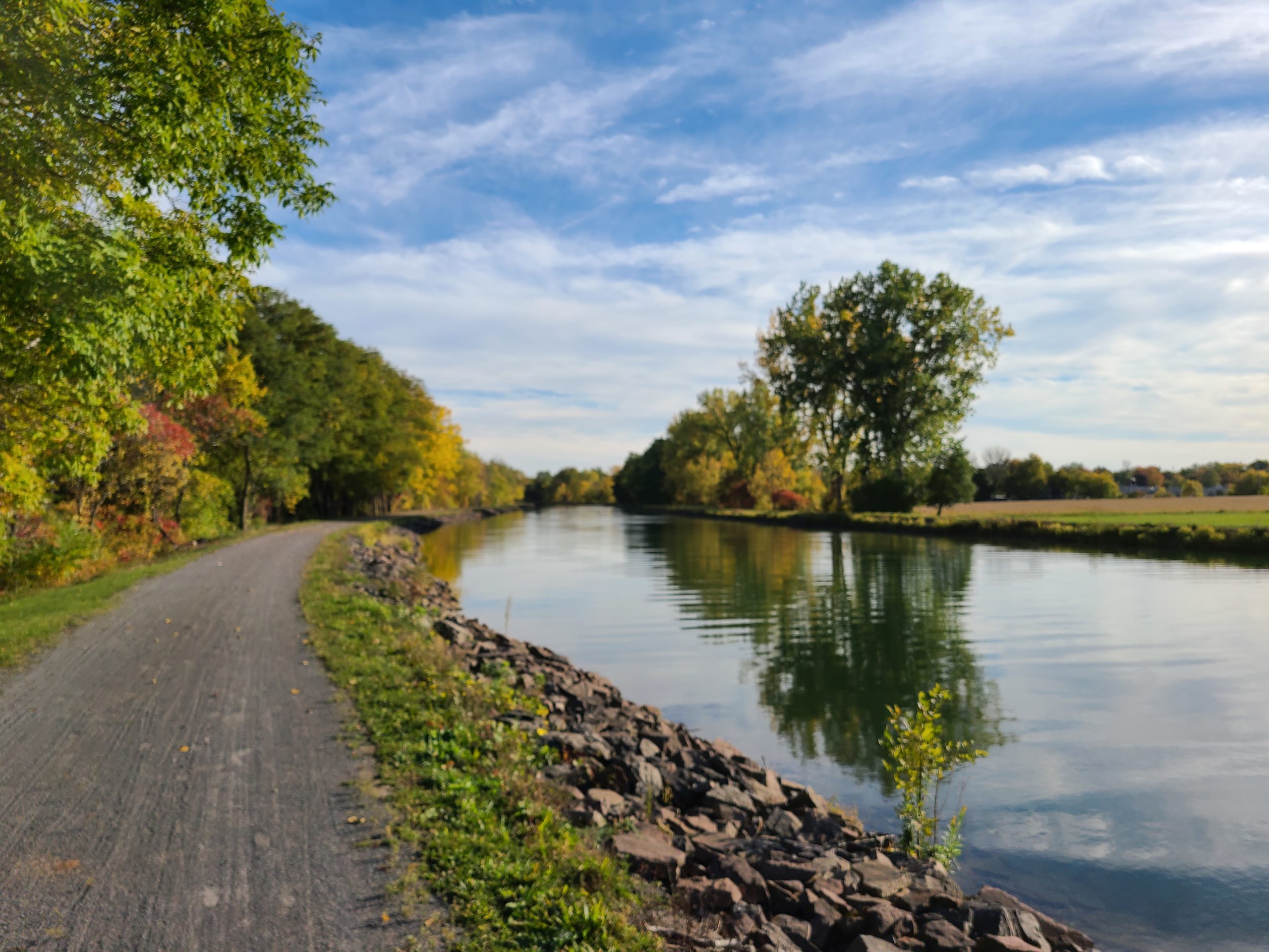 erie canal trail parking